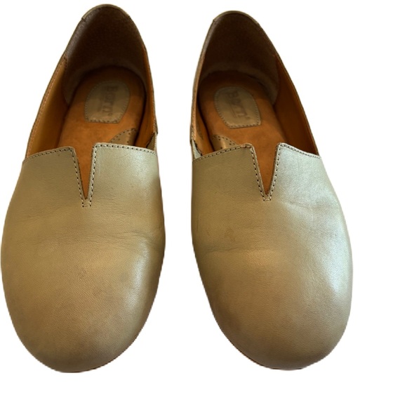 Born Women's Sebra Beige Comfort Slip-on Leather Flat Size 9.5 - Picture 8 of 9